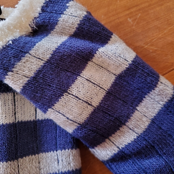 NWT Merry Brite Lined Slipper Socks - Picture 11 of 11